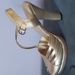 silver vintage peep toe heel